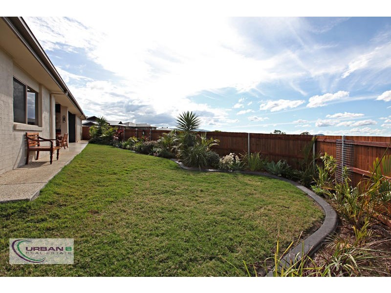 15 Grange Place, Bellbowrie QLD 4070